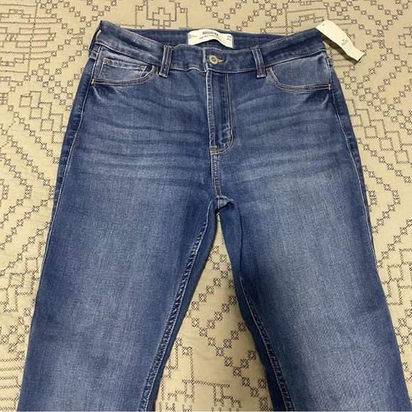 Women's Hollister High Rise Super Skinny  Blue Jeans Size 8 Short - Picture 6 of 8